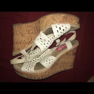 White wedges size 7